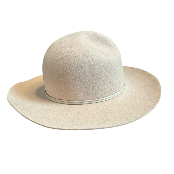 GIGI PIP CAMILLE CAMPAIGN CROWN Hat Cream Color.   S/M Size 57 main image 12